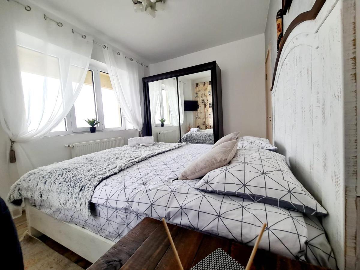 Moonlight Residence Mamaia Eksteriør billede